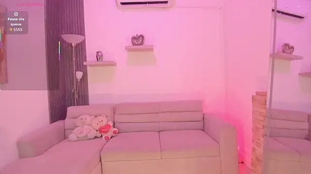 anuskah online show from 12/15/25, 07:40