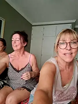 Snapshot of ClassyNAWTYBritMILF chatting on 07/04/26, 08:20 ClassyNAWTYBritMILF online show from 07/04/26, 08:20