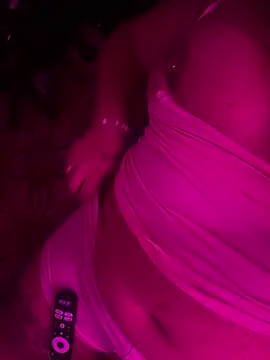 Snapshot of valen1891 chatting on 01/10/26, 07:32 valen1891 online show from 01/10/26, 07:32