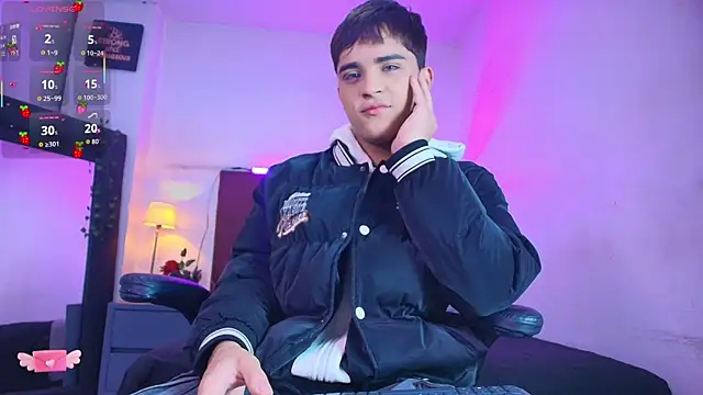 Lucass love online show from 12/20/25, 01:29