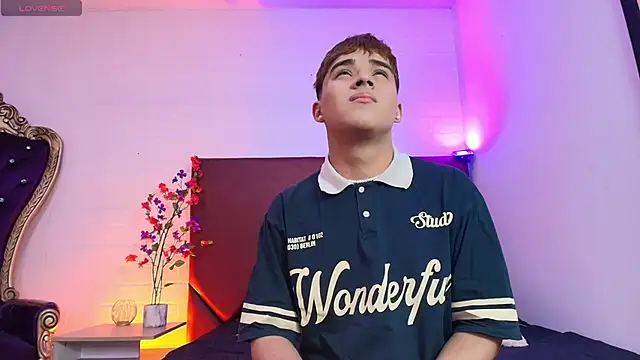 Lucass love online show from 04/10/26, 01:27