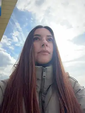 Amelie Crosby online show from 05/31/26, 01:51