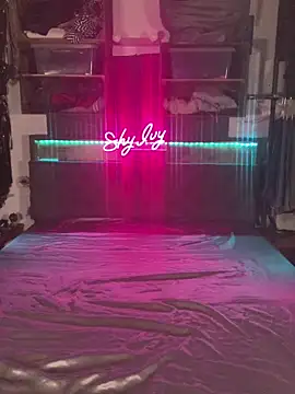 Shy Ivy online show from 09/26/25, 08:24