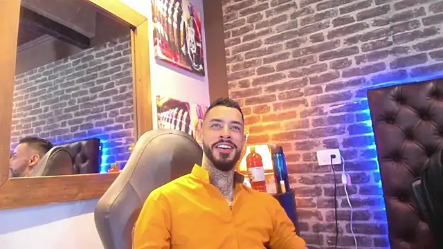 VinzenzRizzo online show from 09/17/25, 04:25