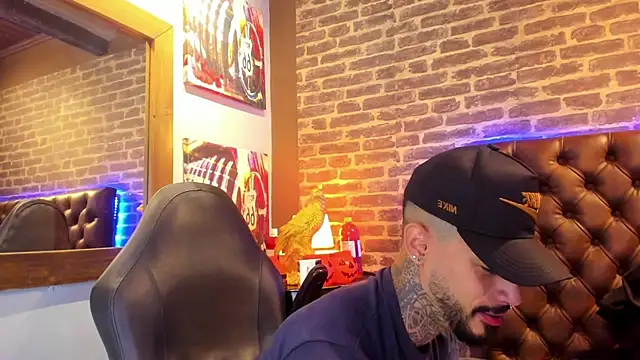 VinzenzRizzo online show from 11/04/25, 04:00