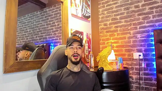 VinzenzRizzo online show from 11/19/25, 04:56