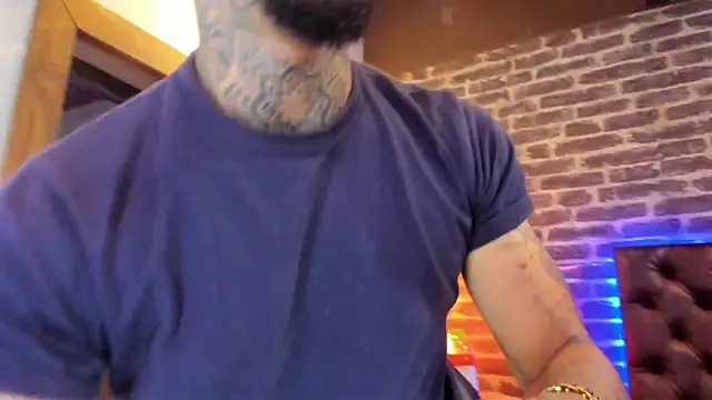 VinzenzRizzo online show from 11/20/25, 04:45