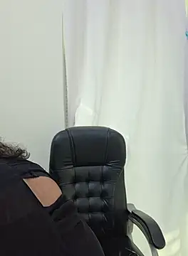 Bristy- online show from 09/27/25, 09:14