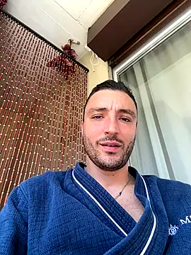 Snapshot of SemprePerverso chatting on 09/20/25, 11:44 SemprePerverso online show from 09/20/25, 11:44