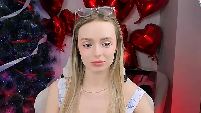 JuliaBrewwer online show from 03/17/26, 03:15