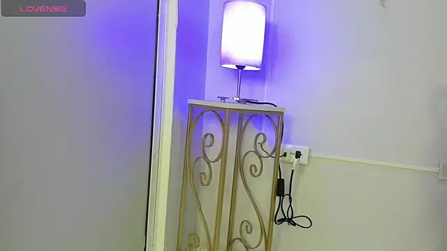 dulce fiore07 online show from 04/28/26, 12:10