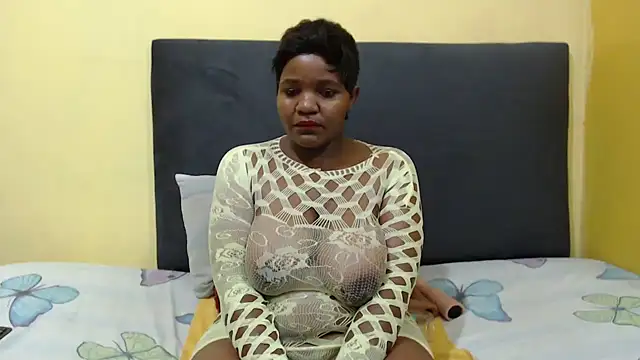 ChubbyBitch26 online show from 03/06/26, 07:21