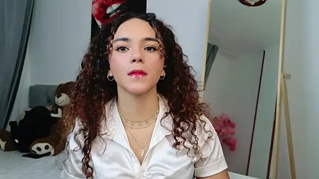 Taylor Tina online show from 10/18/25, 07:42