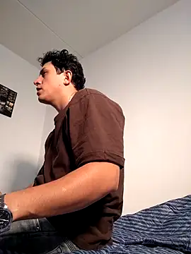 douglaszaens online show from 03/25/26, 02:50