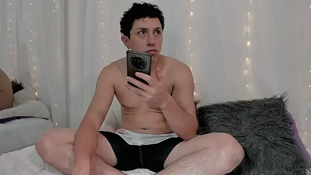 douglaszaens online show from 04/04/26, 03:05