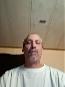 Shy Naughty Girl online show from 02/14/26, 05:26