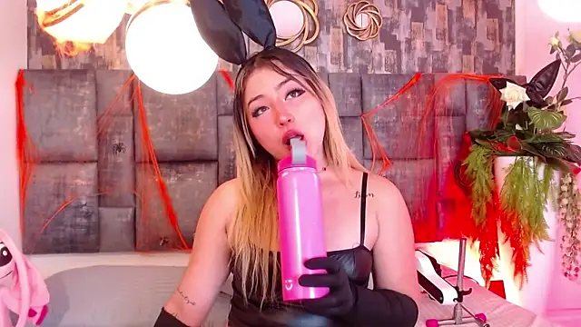 PatyLawrence online show from 11/01/25, 11:07