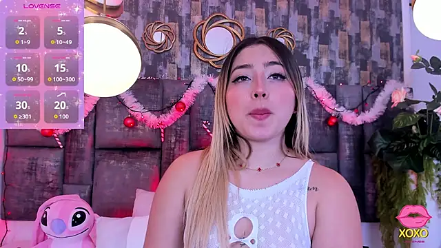 PatyLawrence online show from 12/04/25, 03:49