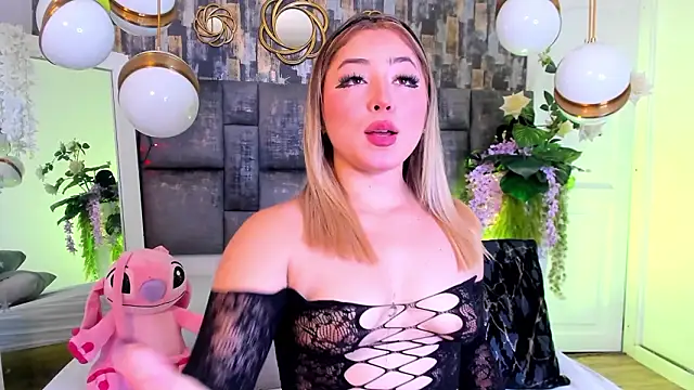 PatyLawrence online show from 02/04/26, 04:07