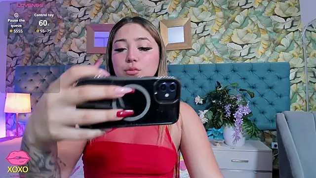 Snapshot of PatyLawrence chatting on 06/27/26, 05:12 PatyLawrence online show from 06/27/26, 05:12