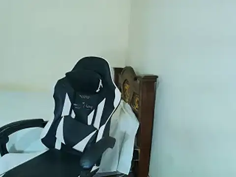 max love255 online show from 10/08/25, 08:06