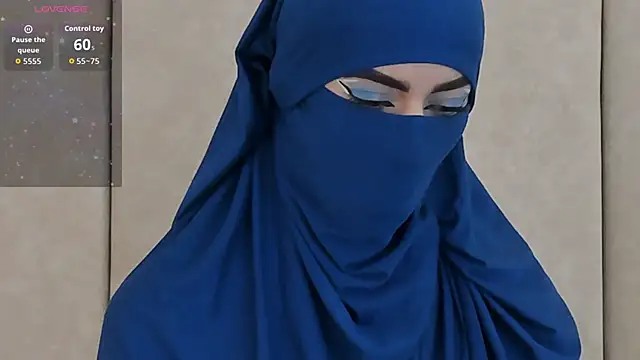  Zahiira  online show from 09/09/25, 12:05