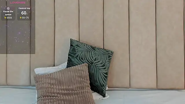  Zahiira  online show from 01/10/26, 11:56