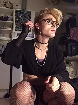 Sissy Cindy Whore online show from 04/12/26, 12:48
