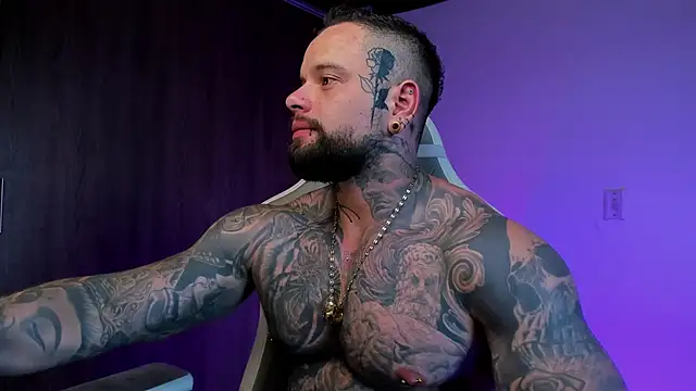 Snapshot of natevillage chatting on 09/14/25, 10:09 natevillage online show from 09/14/25, 10:09