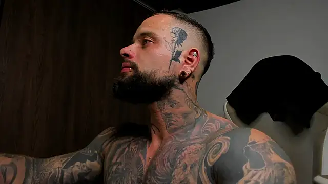 Snapshot of natevillage chatting on 09/24/25, 04:05 natevillage online show from 09/24/25, 04:05