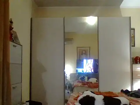 KalendaXL online show from 02/11/26, 03:39