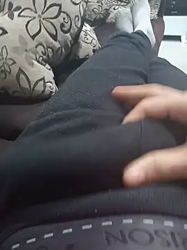 Alejandro260785 online show from 06/24/26, 02:05