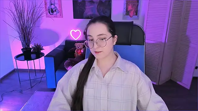 VirtuallVoyant online show from 12/05/25, 12:19