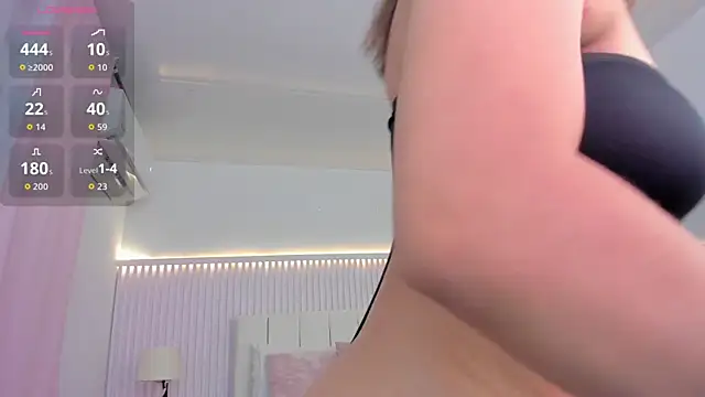 Alissa piee online show from 09/22/25, 12:56