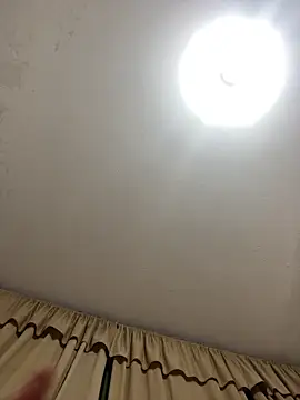 Huitaca  online show from 03/21/26, 04:50