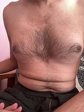 Snapshot of Ronnier794 chatting on 03/16/26, 05:13 Ronnier794 online show from 03/16/26, 05:13