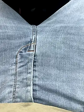 Snapshot of kamo012000 chatting on 11/25/25, 05:07 kamo012000 online show from 11/25/25, 05:07