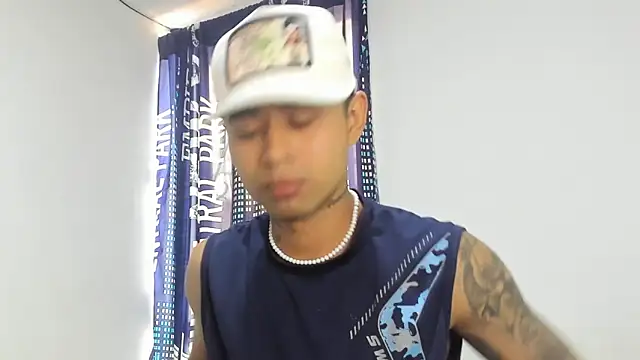  Logan Colton  online show from 10/17/25, 08:22