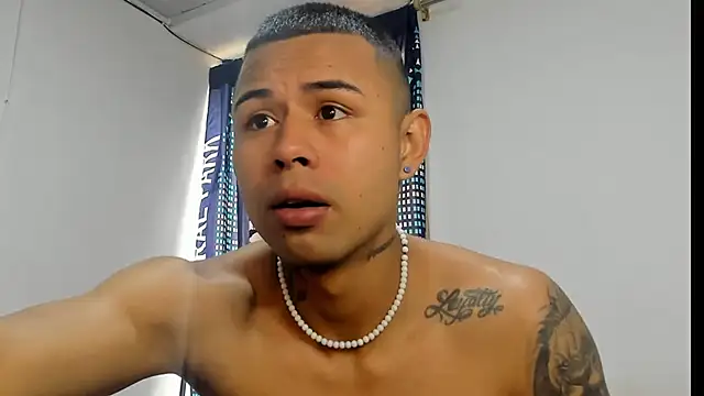  Logan Colton  online show from 11/13/25, 08:52