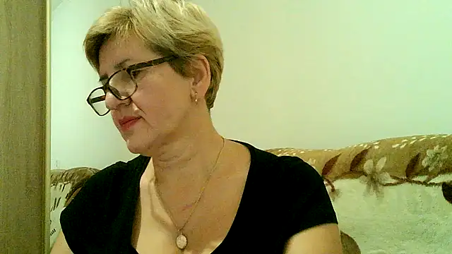 Dana4921 online show from 11/16/25, 05:07