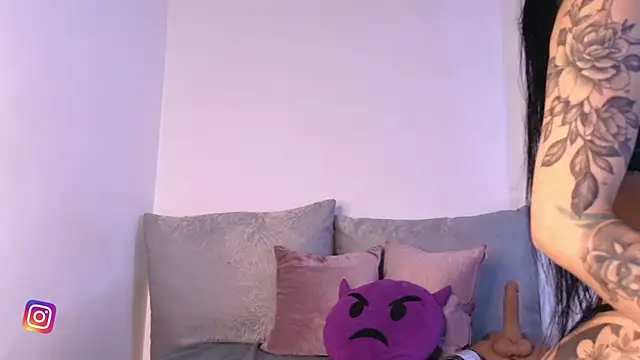 Snapshot of Lilygomezz chatting on 07/02/26, 08:42 Lilygomezz online show from 07/02/26, 08:42