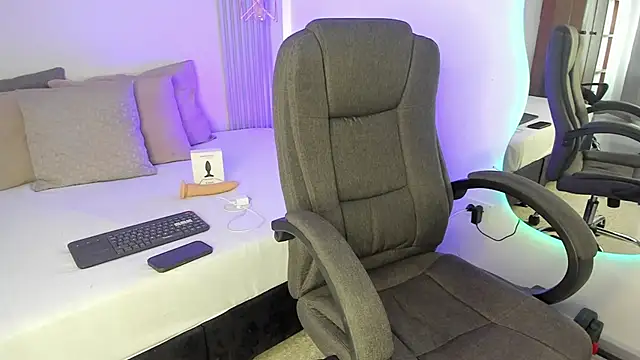 j deex online show from 10/03/25, 04:15