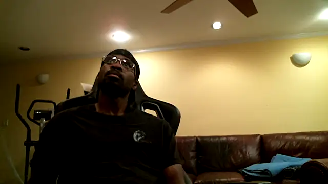 james421   online show from 04/24/26, 04:15