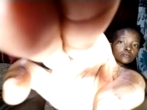 curvyyyyBabe online show from 03/26/26, 12:00