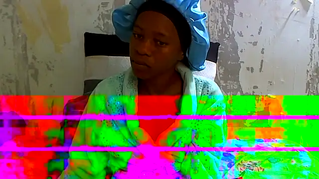 Snapshot of Mercy_Browny chatting on 10/20/25, 05:24 Mercy Browny online show from 10/20/25, 05:24