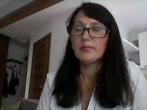Snapshot of Elena48324 chatting on 10/01/25, 11:38 Elena48324 online show from 10/01/25, 11:38