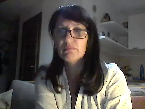 Snapshot of Elena48324 chatting on 10/09/25, 05:00 Elena48324 online show from 10/09/25, 05:00