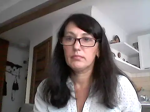 Elena48324 online show from 11/04/25, 01:43