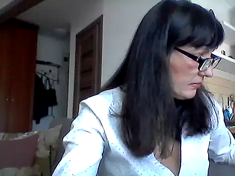 Elena48324 online show from 04/23/26, 10:47