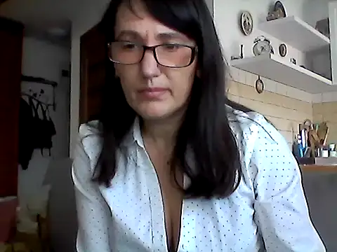 Elena48324 online show from 04/25/26, 01:41